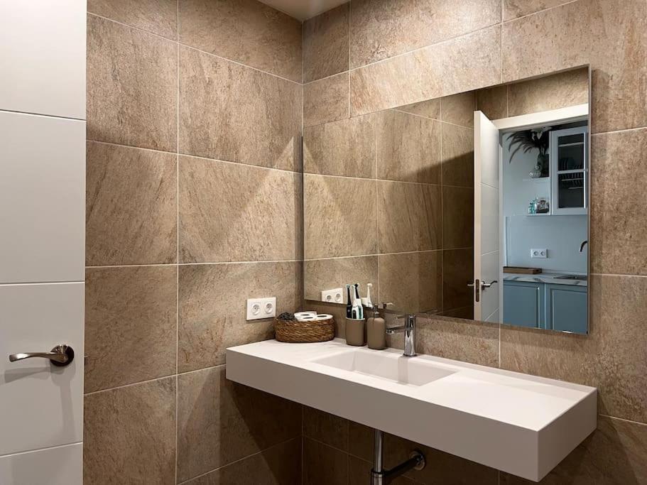 Ocean Dream Apartments - Lovely Sea View Studio Apartment 5Min From Beach San Marcos  المظهر الخارجي الصورة
